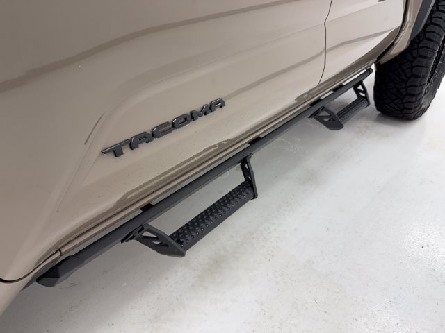 Used 2026 Toyota Tacoma TRD Off-Road AWD/4WD image 8