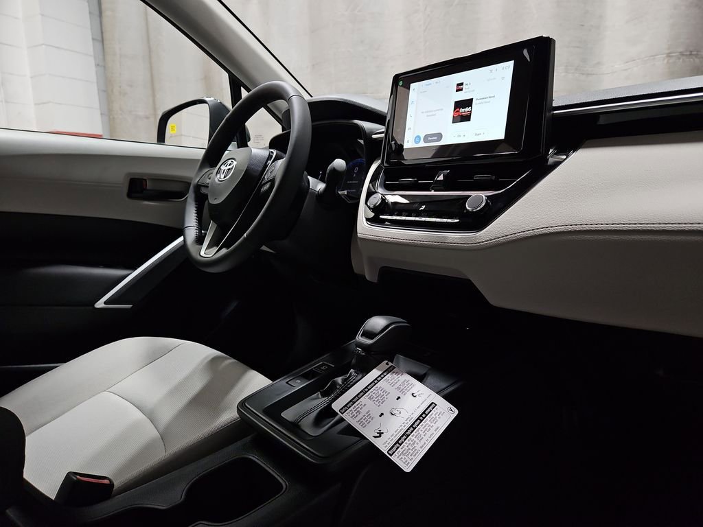 New 2026 Toyota Corolla Cross LE image 24