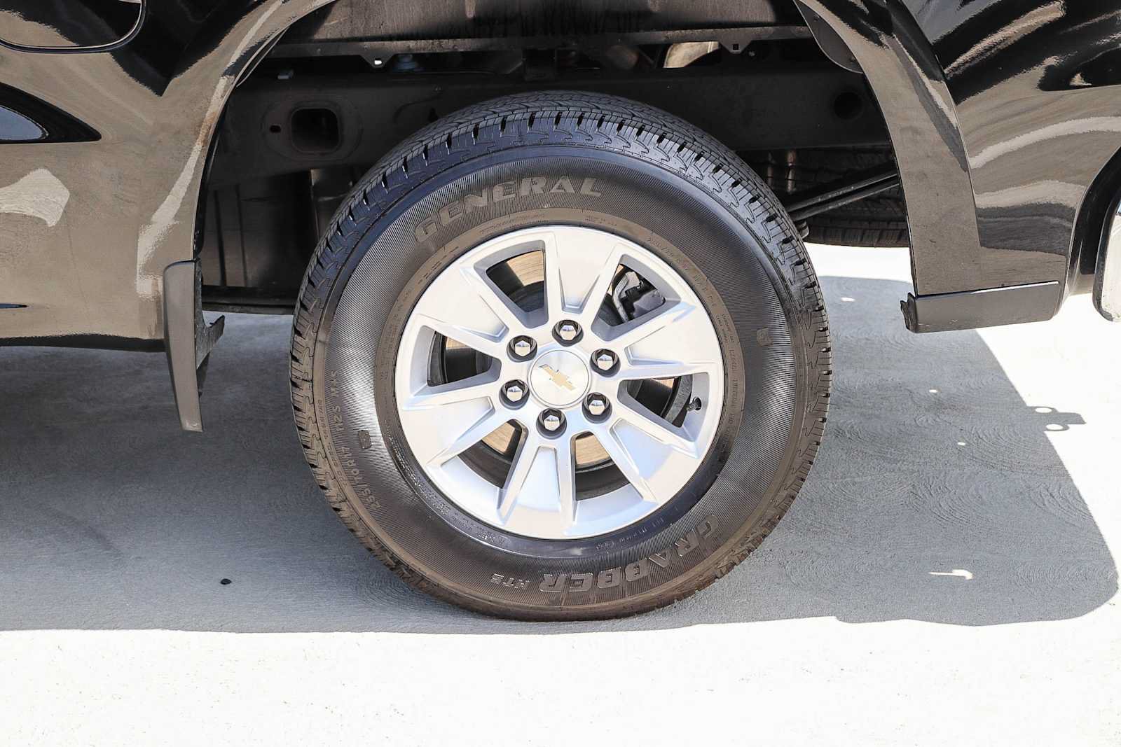 Used 2026 Chevrolet Silverado 1500 LT RWD image 11