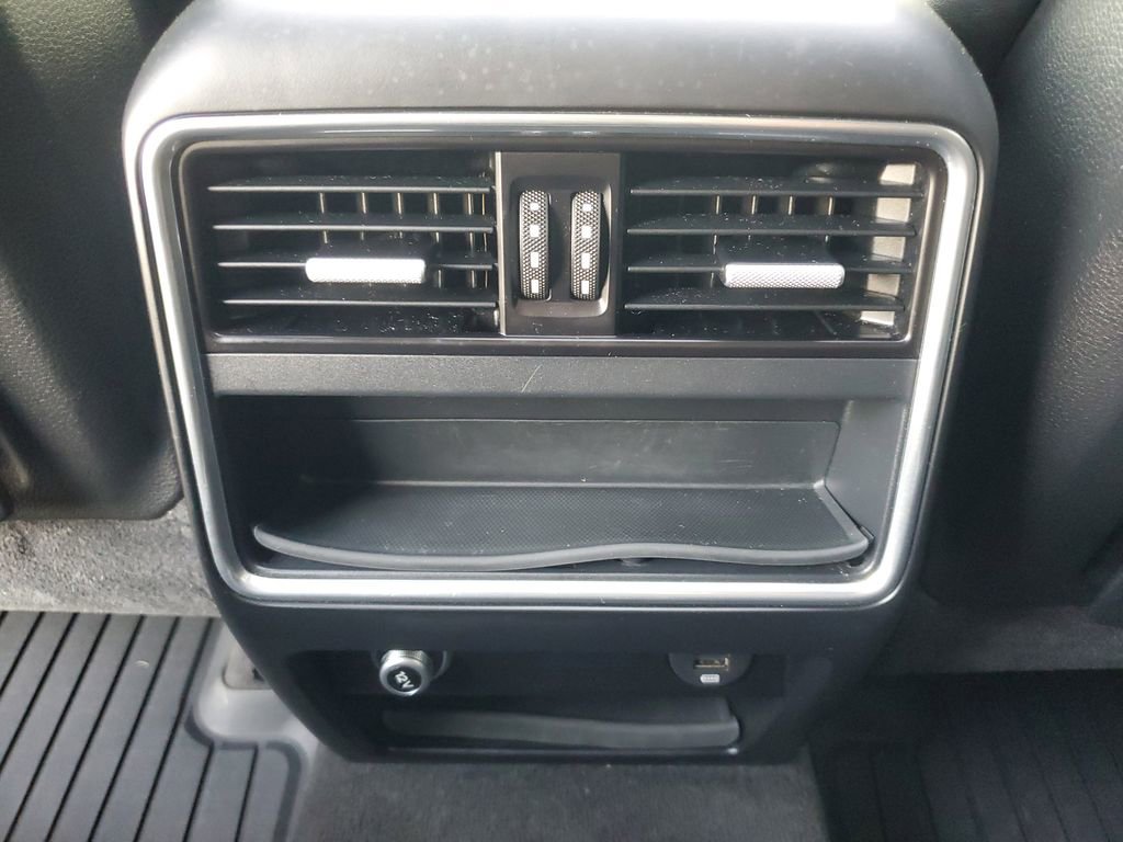 Used 2019 Porsche Cayenne S image 14