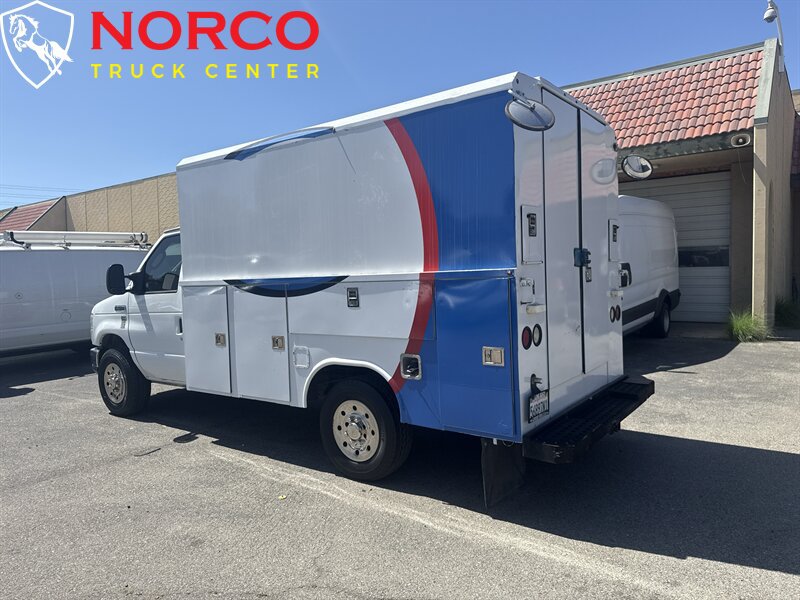 Used 2013 Ford E-350 and Econoline 350 Super Duty w/ Class I Trailer Tow Pkg RWD image 6