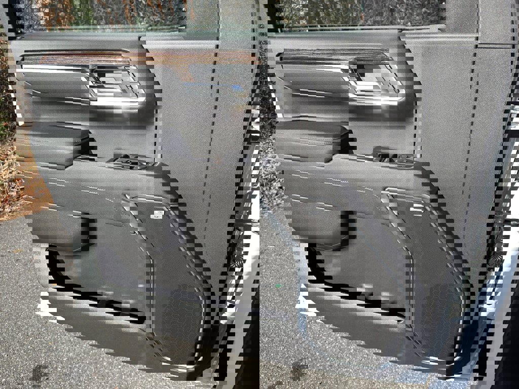 New 2026 GMC Sierra 1500 Elevation w/ Preferred Package image 9