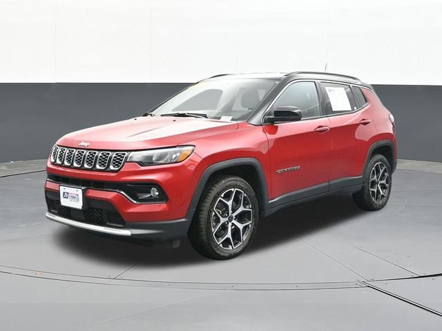 Used 2025 Jeep Compass Limited AWD/4WD image 6