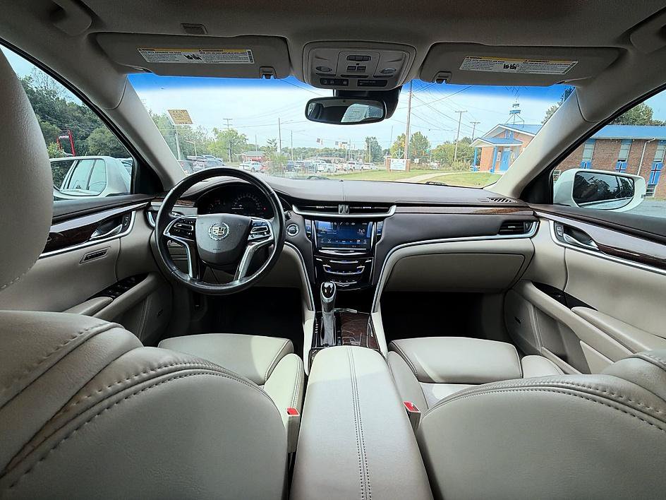 Used 2013 Cadillac XTS Luxury w/ Driver Awareness Package FWD image 11