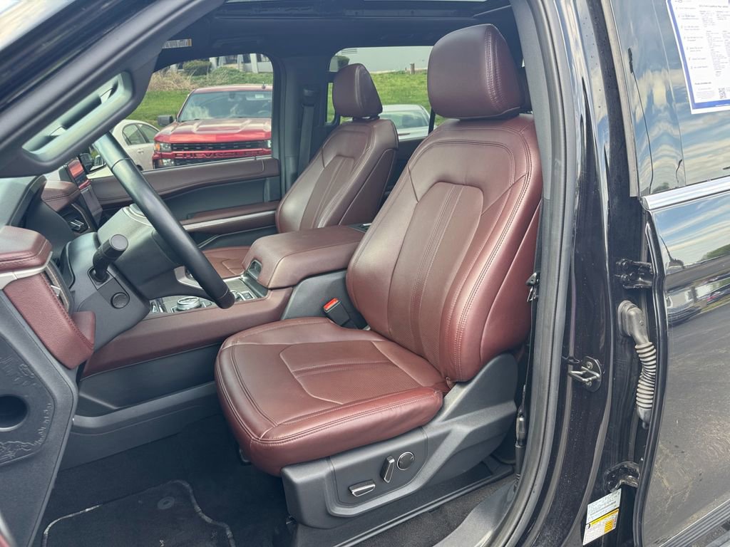 Used 2023 Ford Expedition Max Limited AWD/4WD image 17