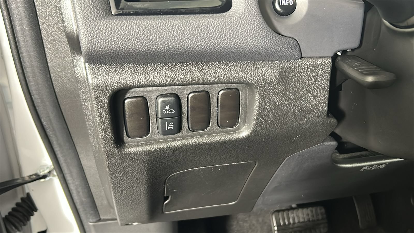 Used 2025 Mitsubishi Outlander Sport LE AWD/4WD image 21