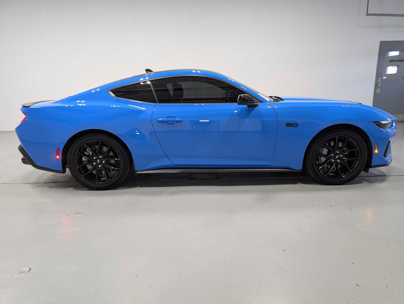 Used 2025 Ford Mustang GT Premium w/ Mustang Nite Pony Package RWD image 7