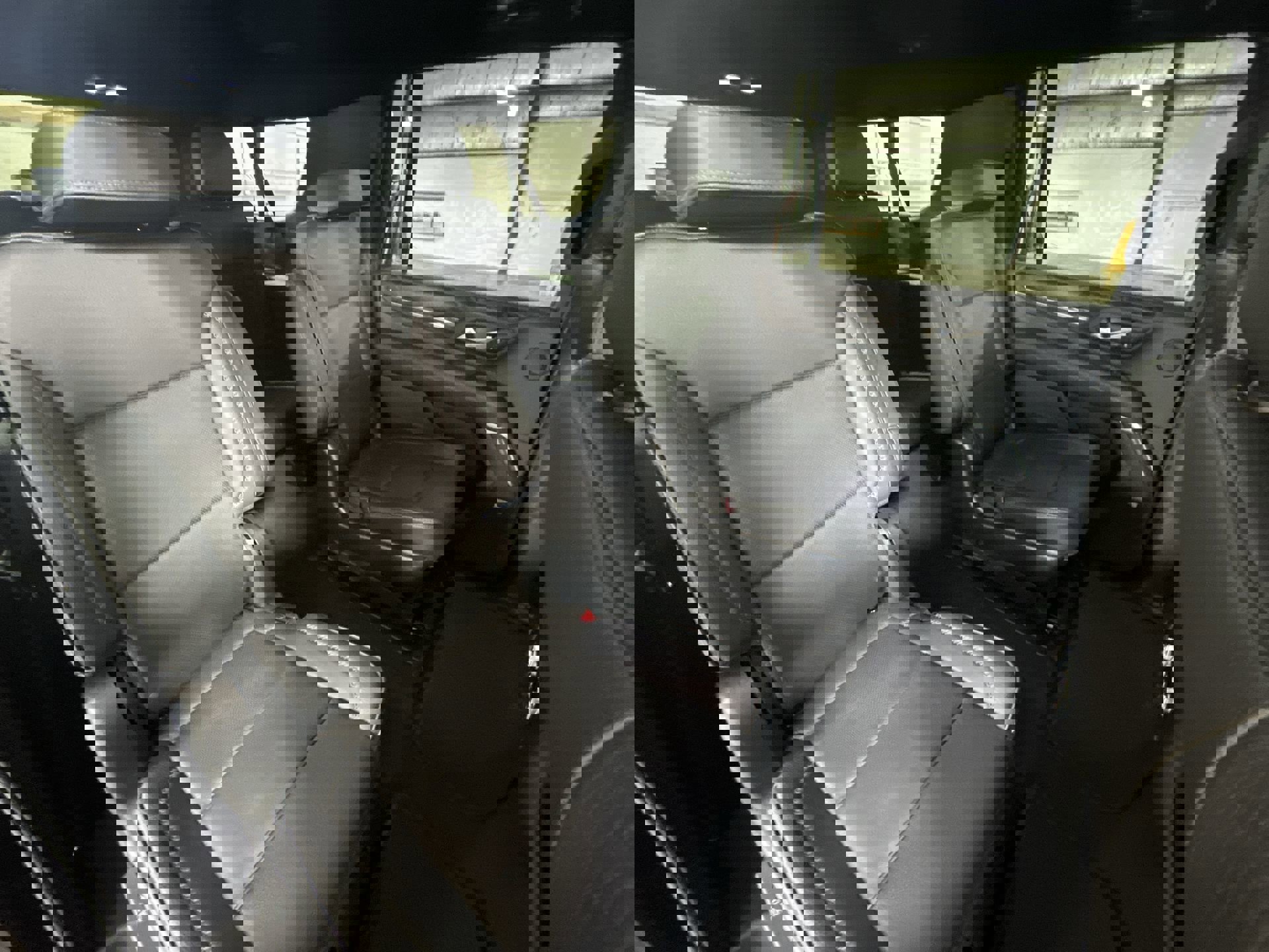 Used 2022 GMC Yukon XL Denali image 29