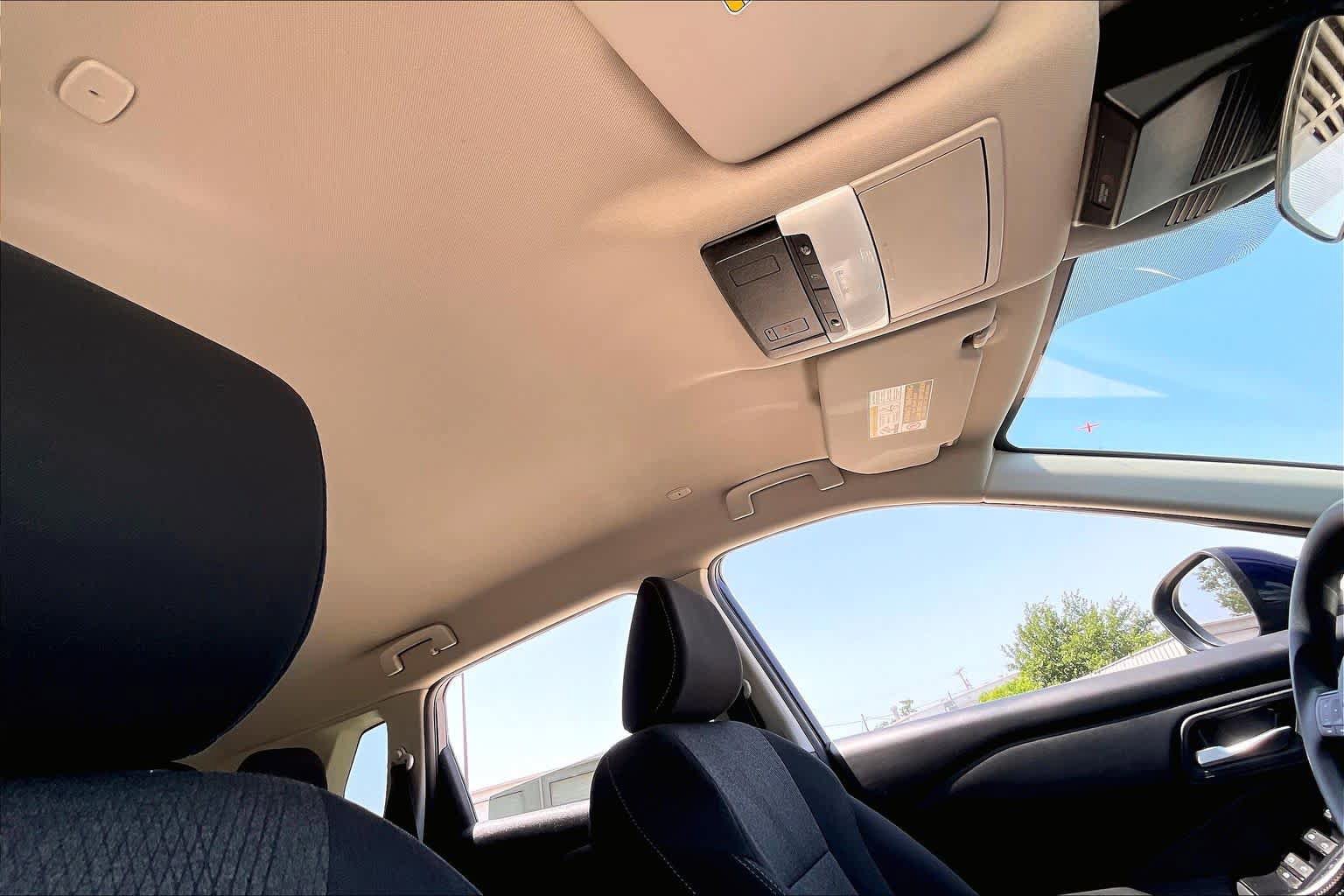 Used 2024 Nissan Rogue SV FWD image 15
