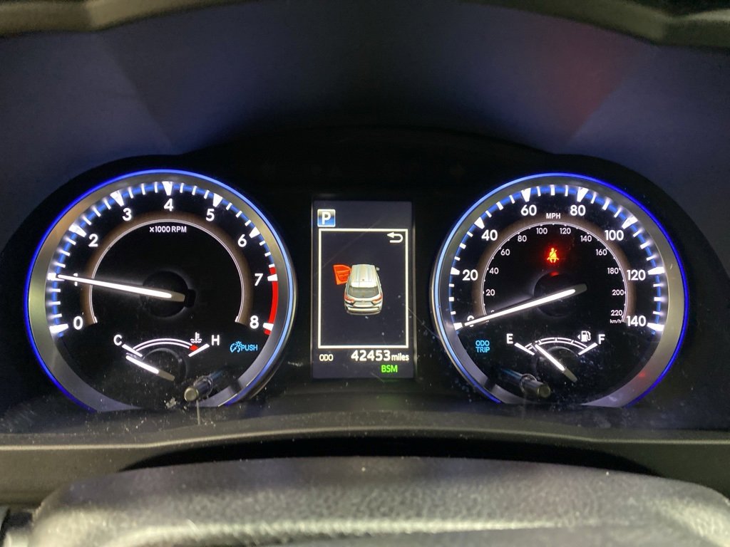 Used 2019 Toyota Highlander XLE image 30