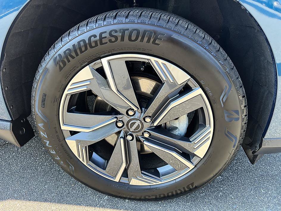 Certified 2025 Nissan Murano SL AWD/4WD image 12