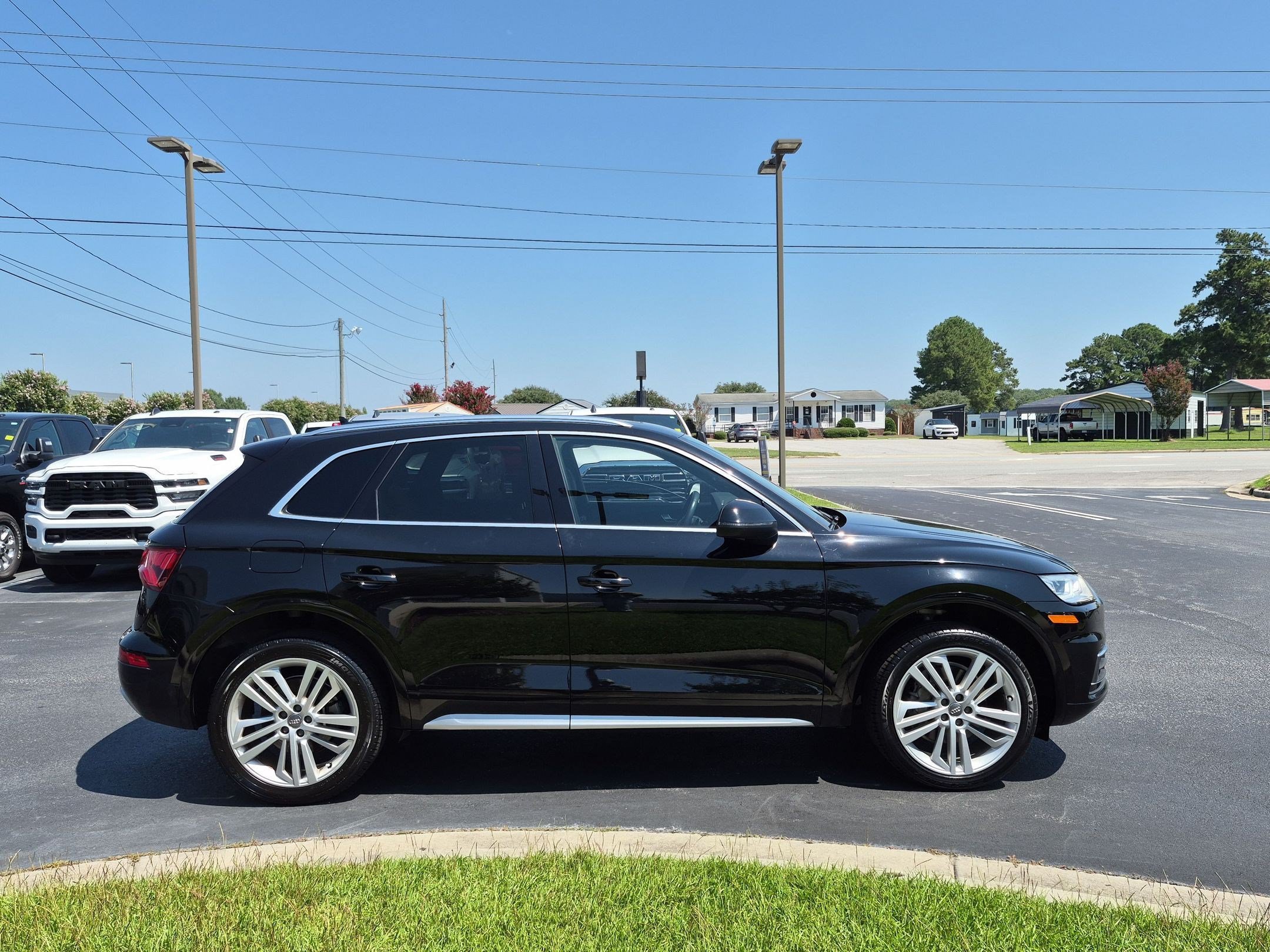 Used 2020 Audi Q5 2.0T Premium Plus AWD/4WD image 4