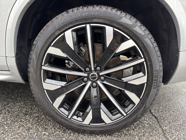 Used 2025 Volvo XC90 B6 Plus AWD/4WD image 10