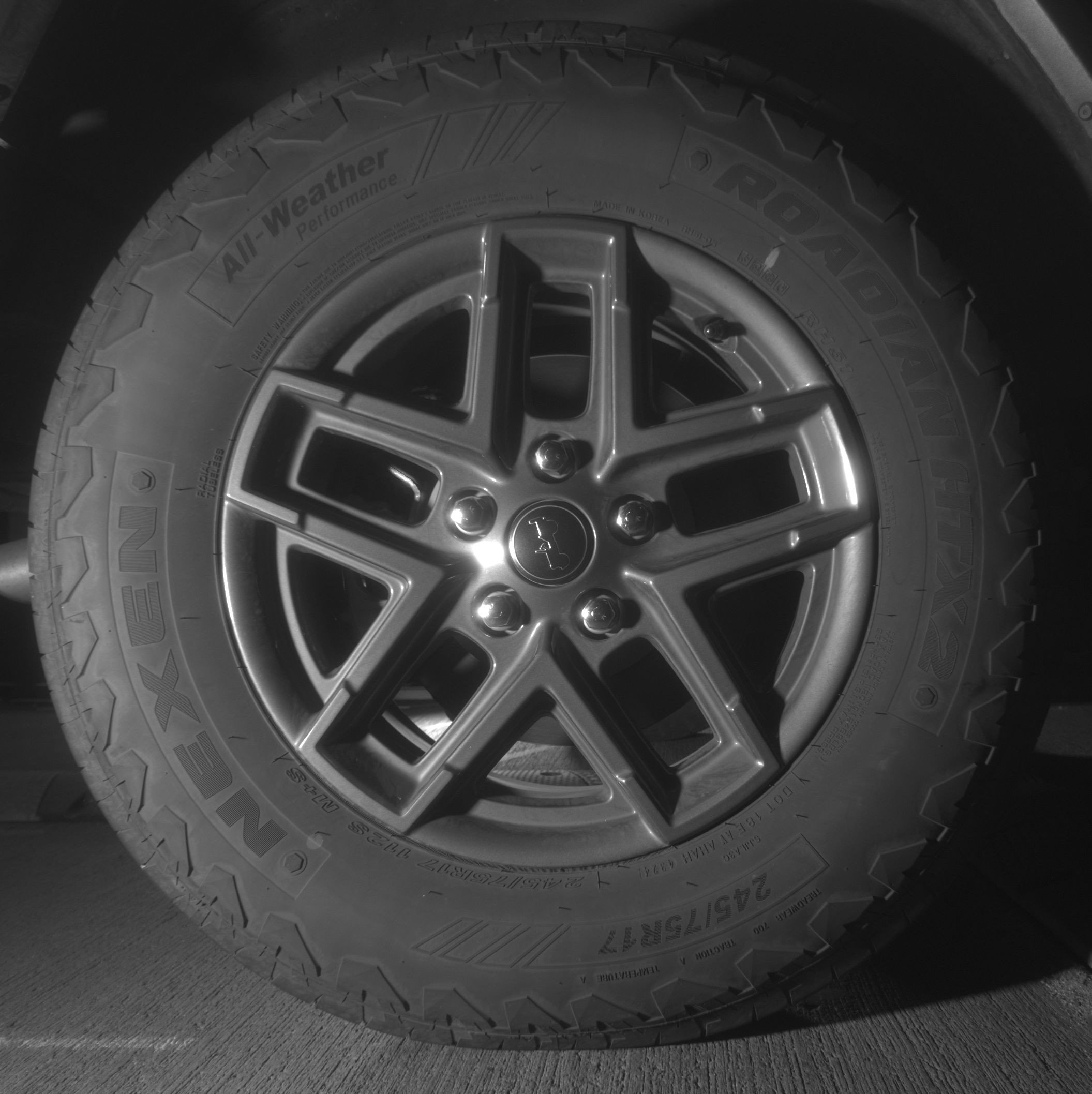 Used 2025 Jeep Wrangler Unlimited Sport AWD/4WD image 15
