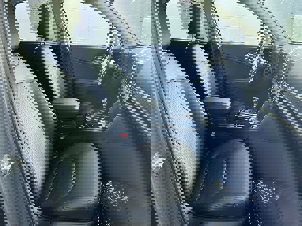 Certified 2024 Kia Sportage EX image 30