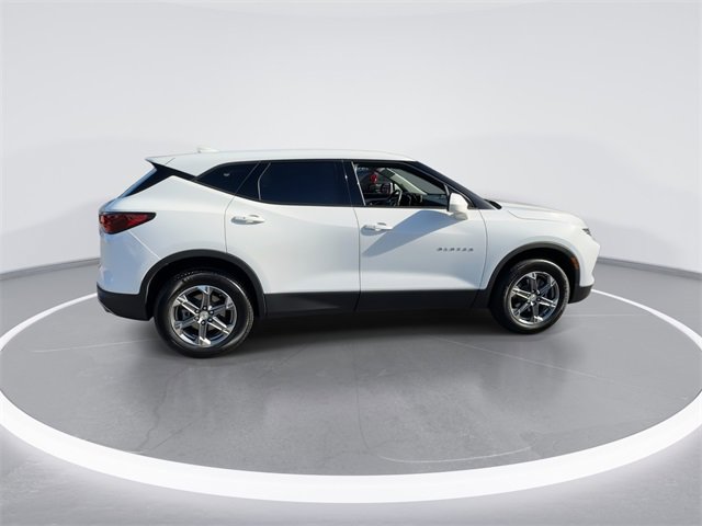 Used 2023 Chevrolet Blazer LT image 9
