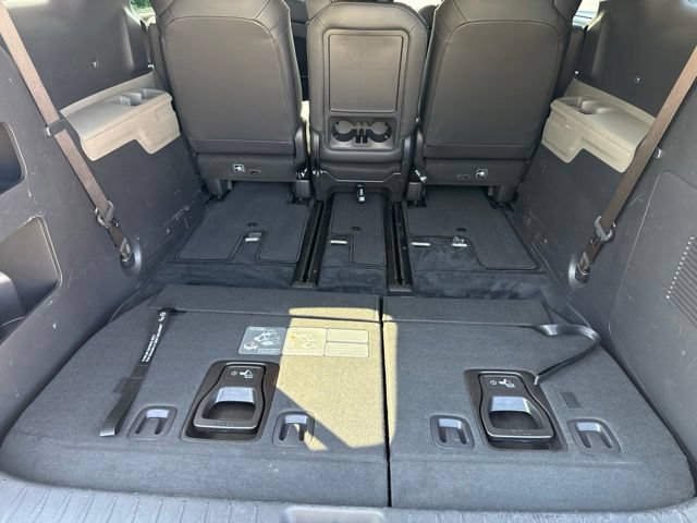 Used 2025 Kia Carnival FWD image 45