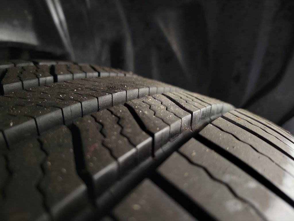 Used 2013 Subaru Crosstrek 2.0i Premium image 12