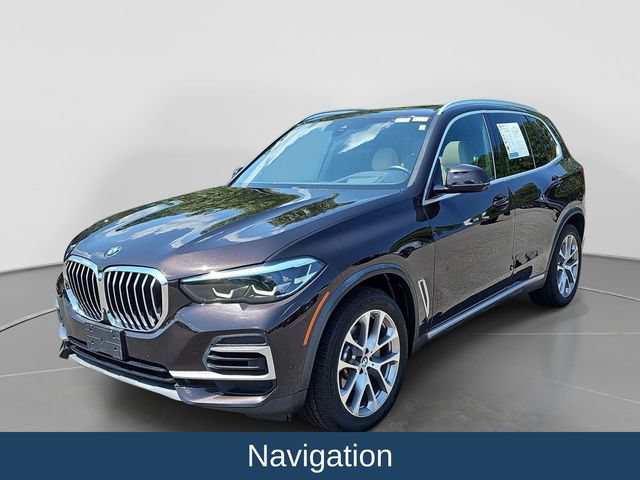 Used 2022 BMW X5 xDrive40i w/ Premium Package AWD/4WD image 4