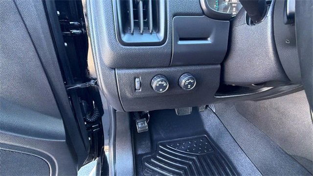 Used 2021 Chevrolet Colorado LT w/ Safety Package image 31