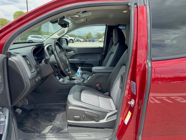Used 2021 Chevrolet Colorado Z71 AWD/4WD image 4