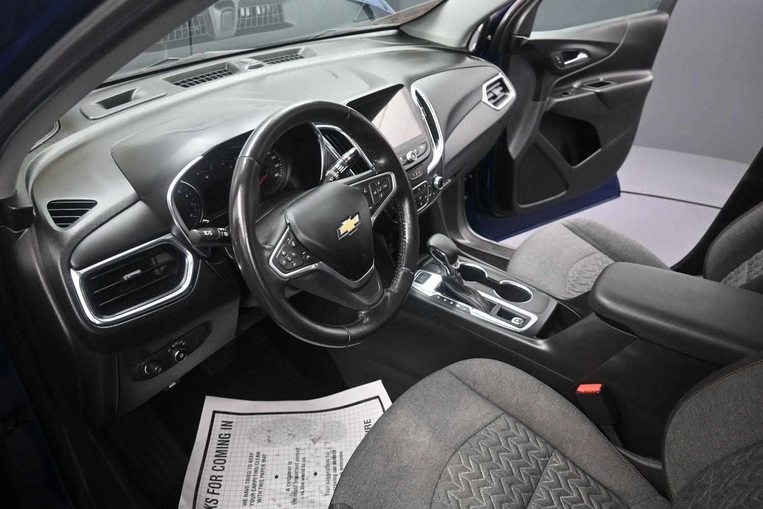 Used 2022 Chevrolet Equinox LT AWD/4WD image 17