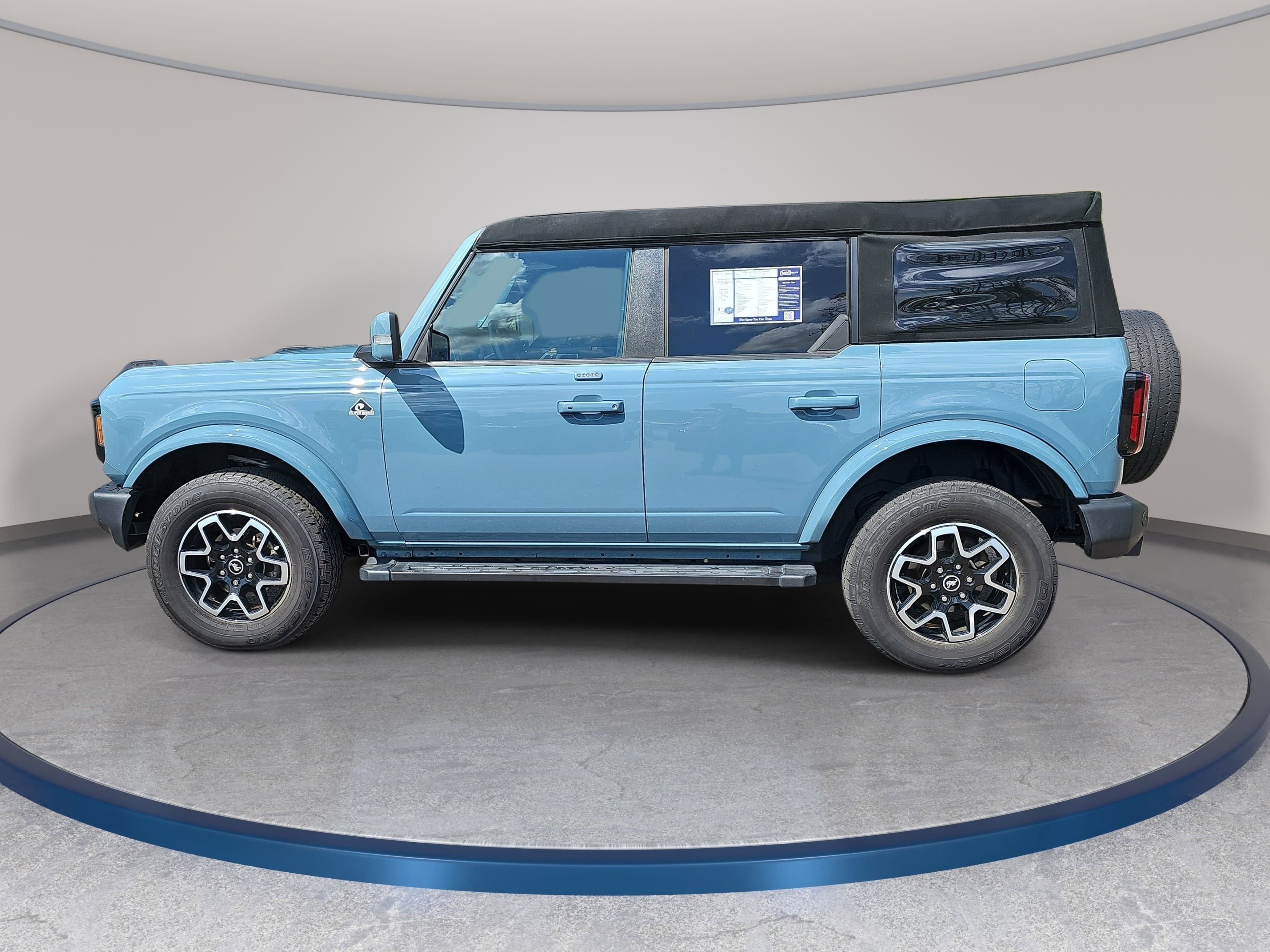 Used 2023 Ford Bronco Outer Banks AWD/4WD image 8
