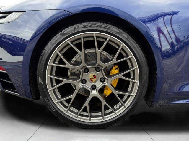 Used 2024 Porsche 911 Carrera RWD image 43