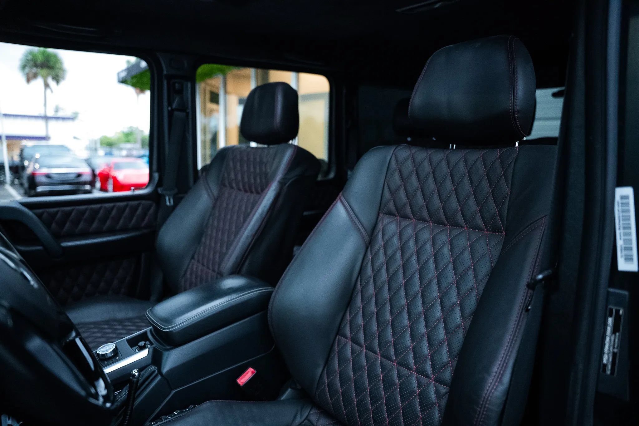 Used 2013 Mercedes-Benz G 63 AMG 4MATIC image 28