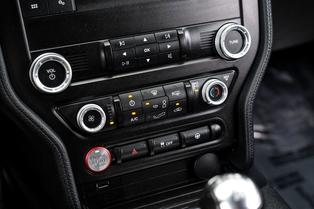 Used 2022 Ford Mustang GT RWD image 23