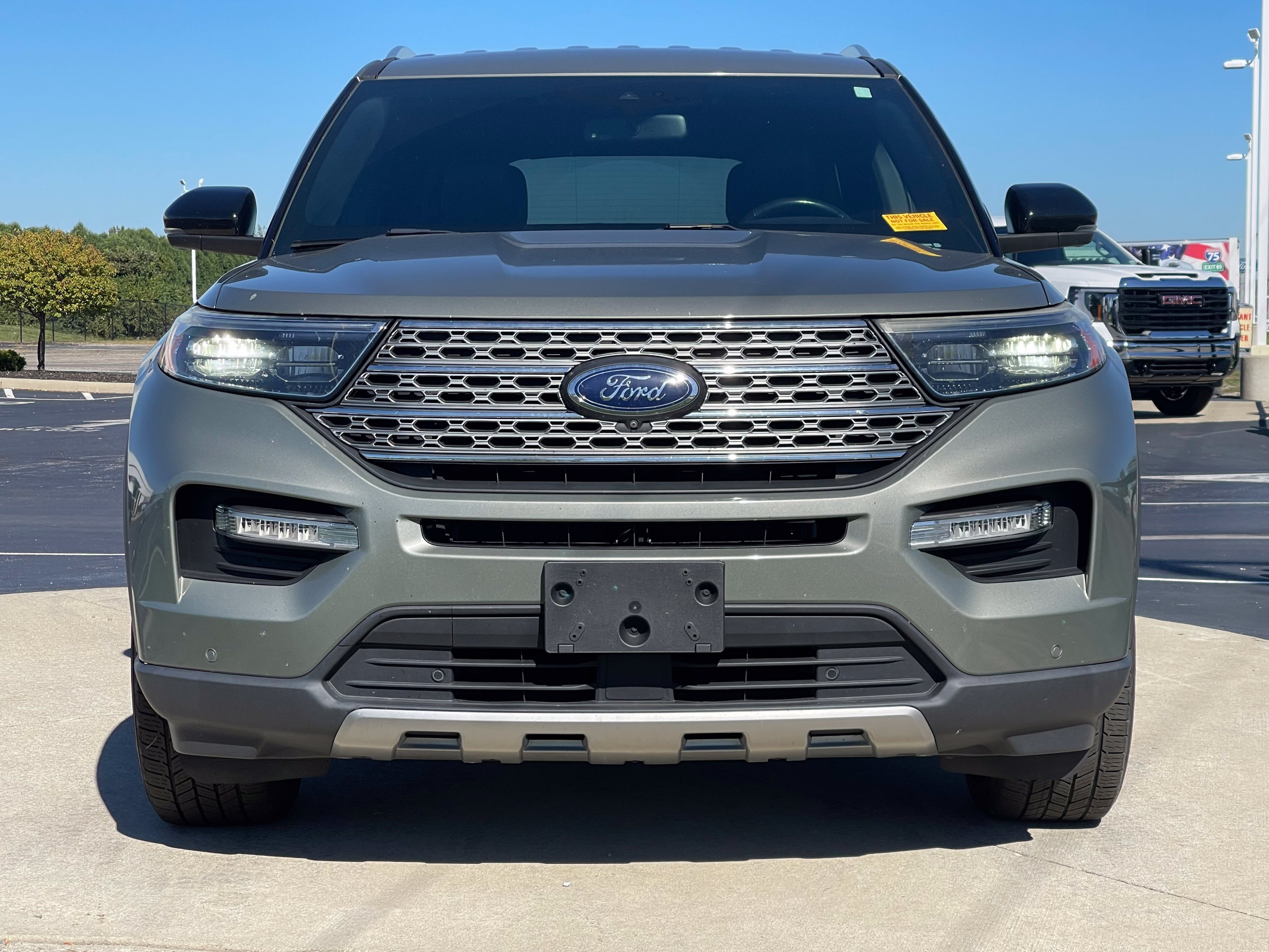 Used 2020 Ford Explorer Limited w/ Class III Trailer Tow Package AWD/4WD image 2