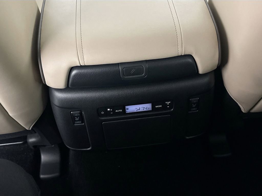 Used 2023 Nissan Armada Platinum w/ Captain's Chairs Package RWD image 24