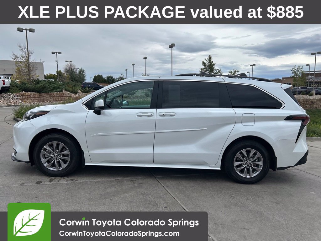 Used 2025 Toyota Sienna XLE w/ XLE Plus Package AWD/4WD image 5
