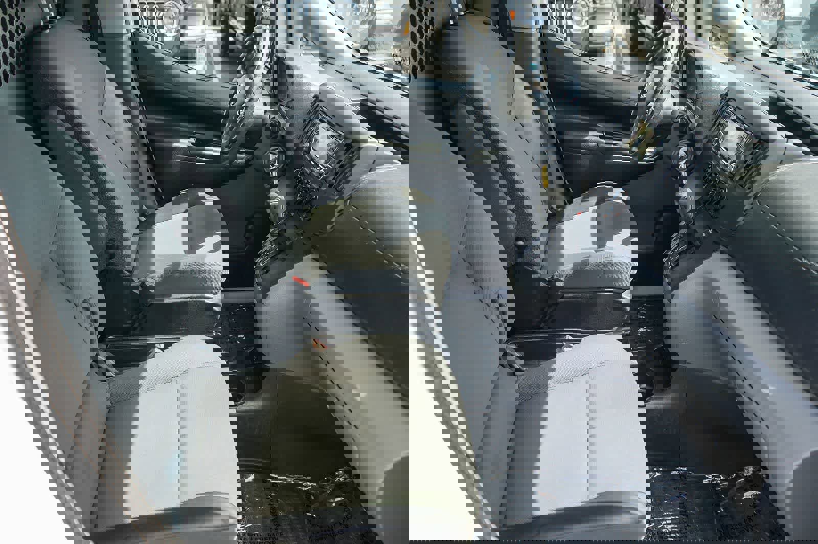 Used 2018 Nissan NV200 S w/ Cruise Control Package image 13