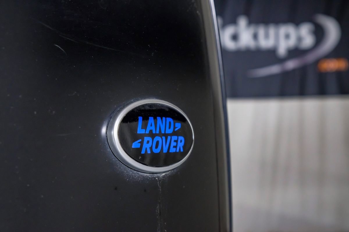Used 2023 Land Rover Range Rover SE image 43