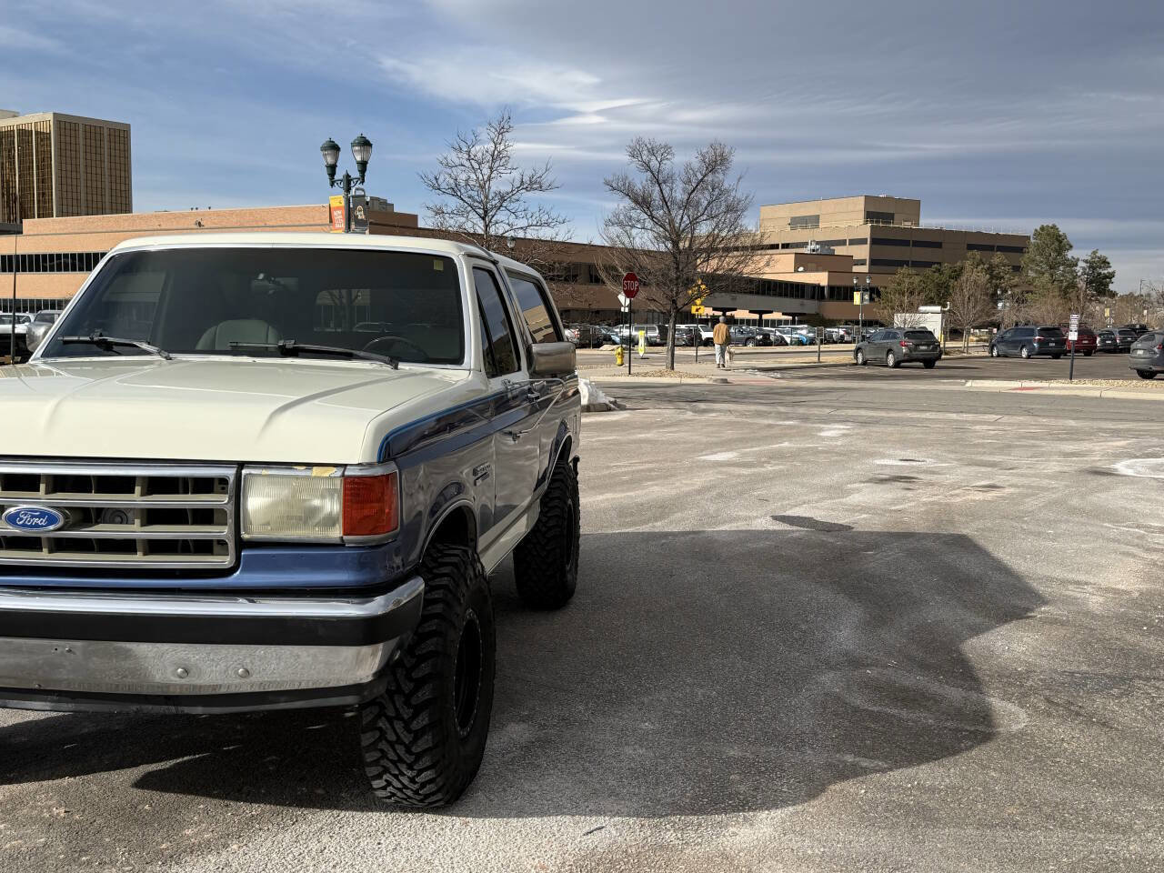 Used 1990 Ford Bronco image 2