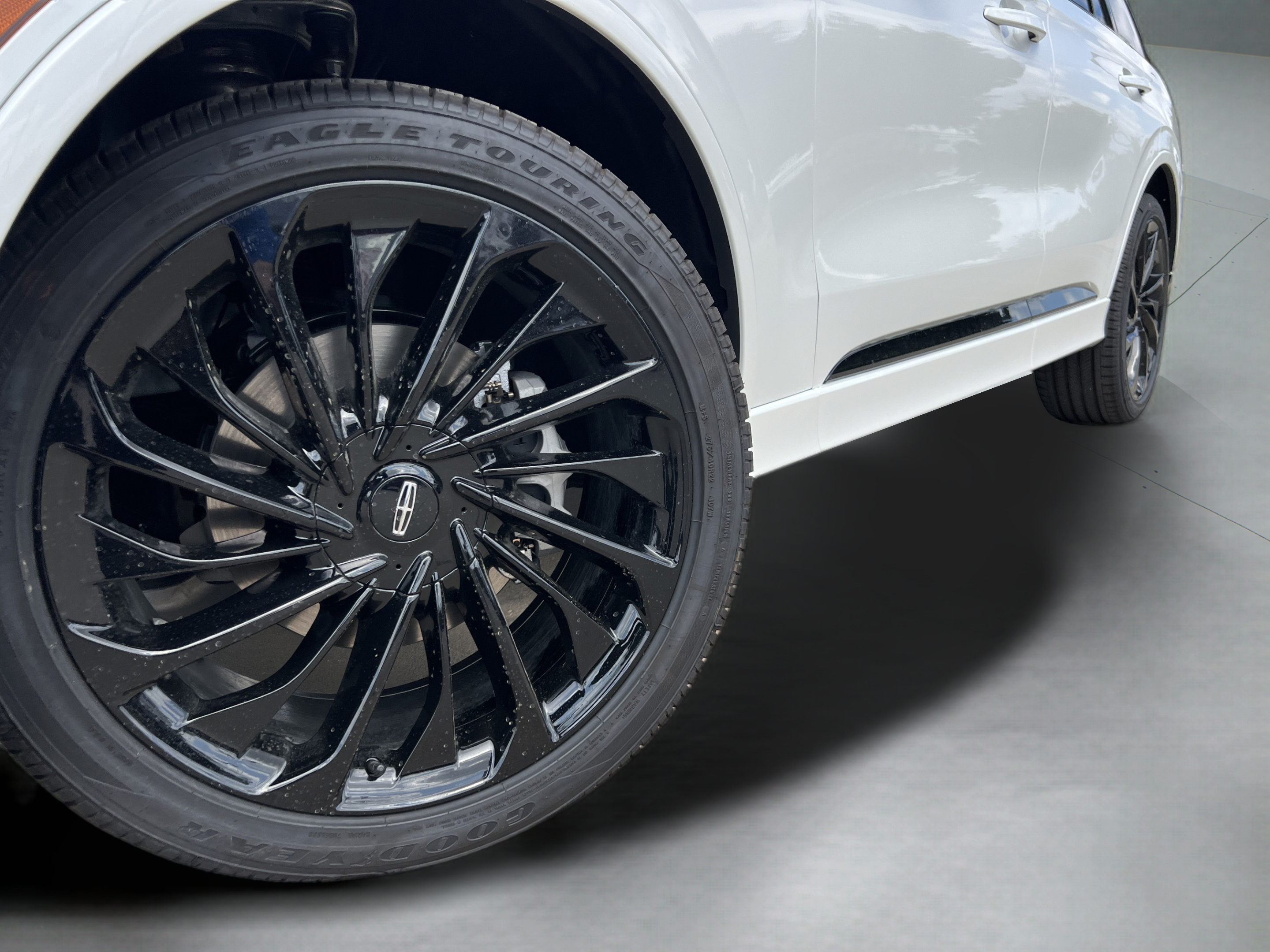 New 2027 Lincoln Aviator Reserve AWD/4WD image 13