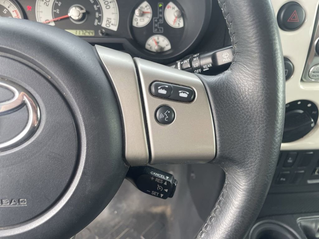 Used 2014 Toyota FJ Cruiser 4WD w/ Upgrade Package image 15