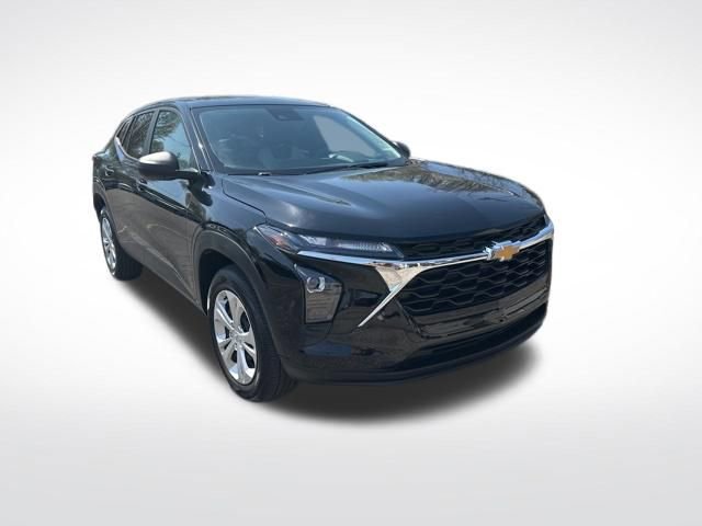 Used 2024 Chevrolet Trax LS FWD image 8
