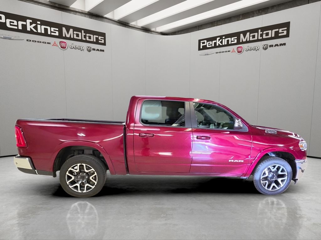 Used 2025 RAM 1500 Laramie AWD/4WD image 4