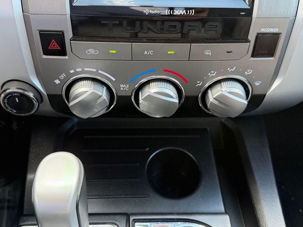 Used 2014 Toyota Tundra SR5 w/ SR5 Upgrade Package image 27