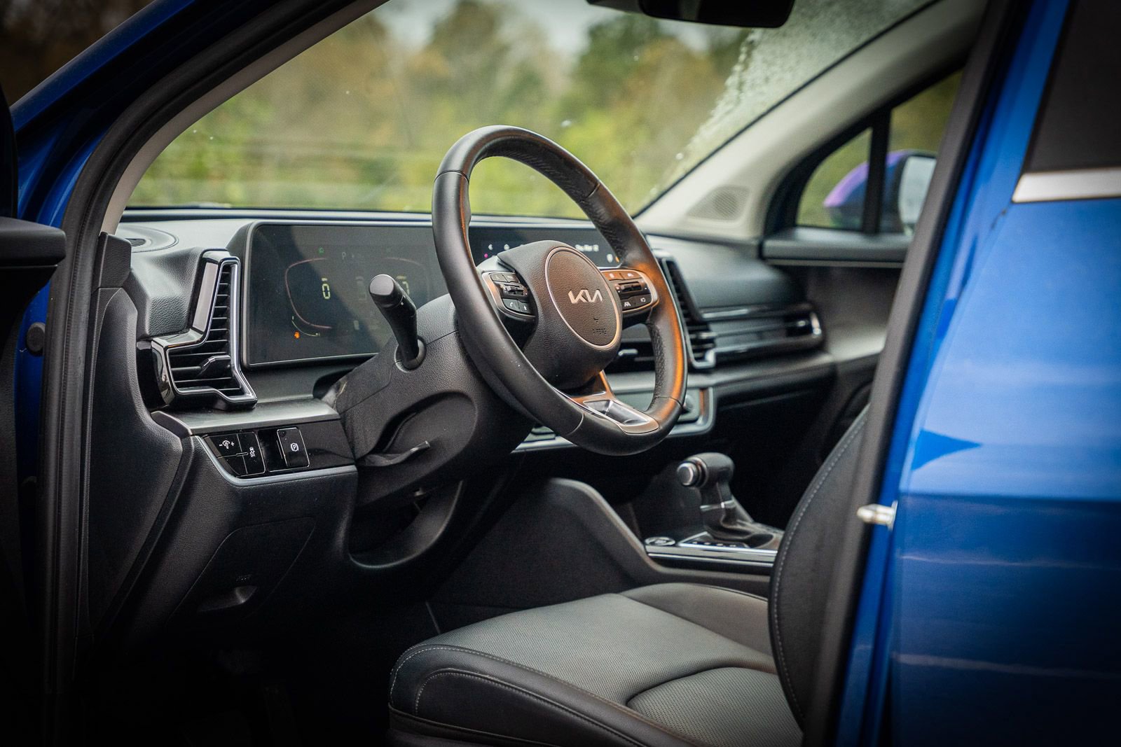 Used 2023 Kia Sportage EX image 18