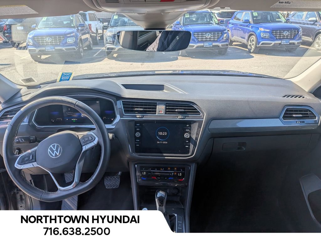 Used 2022 Volkswagen Tiguan SE image 6