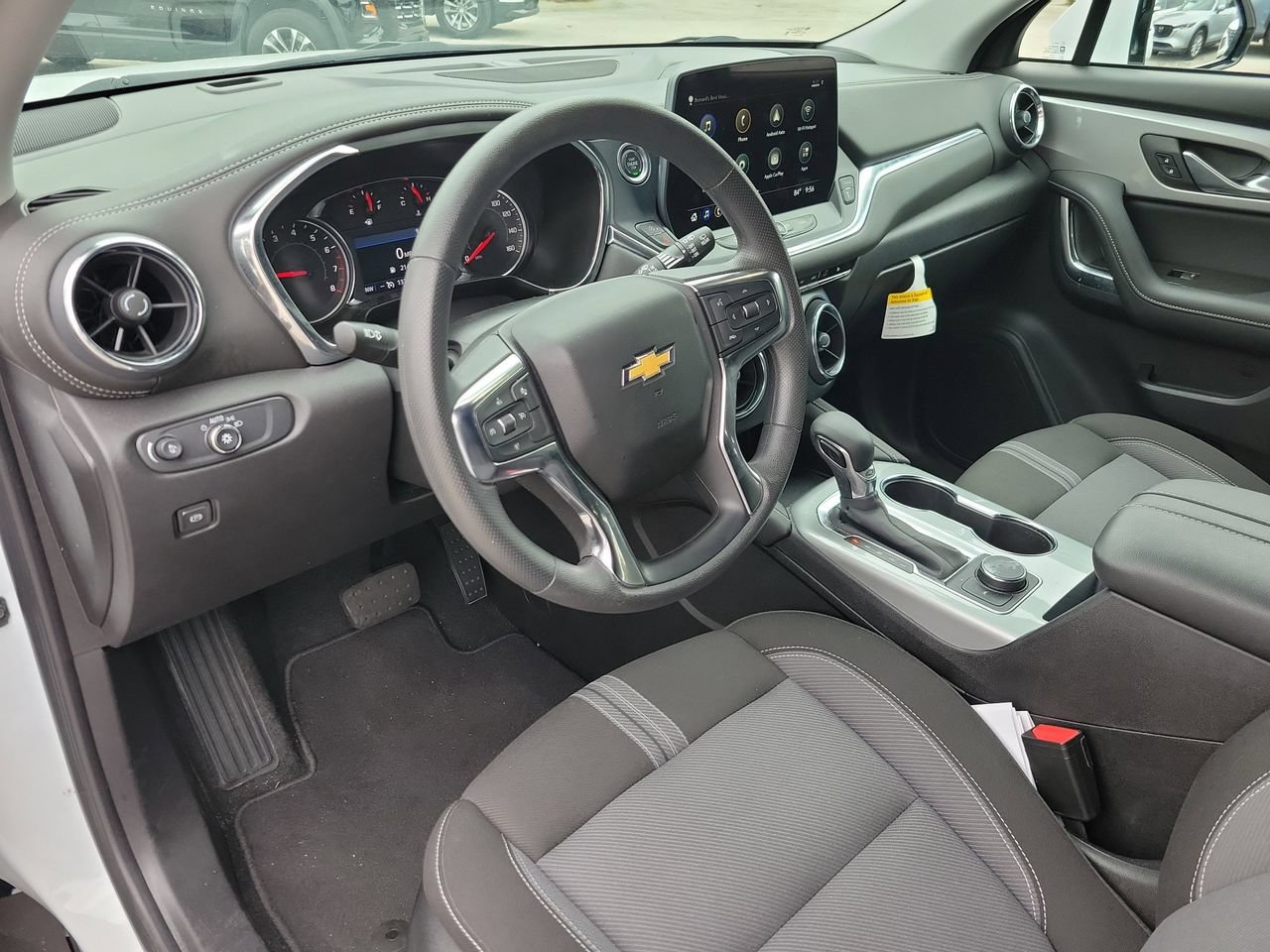 Used 2025 Chevrolet Blazer LT FWD image 14