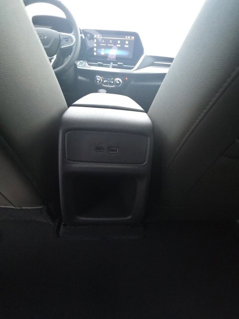 Used 2026 Chevrolet Trax ACTIV w/ Sunroof Package image 26