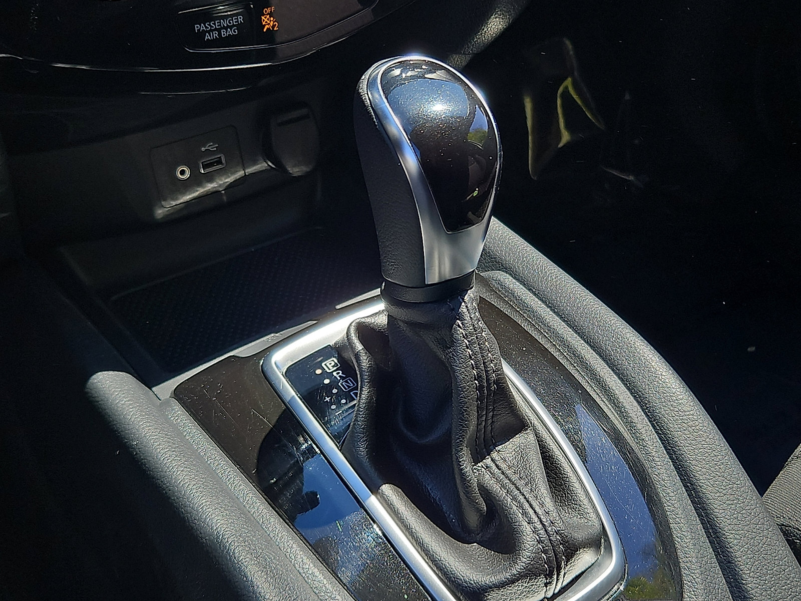 Certified 2019 Nissan Rogue SV AWD/4WD image 14