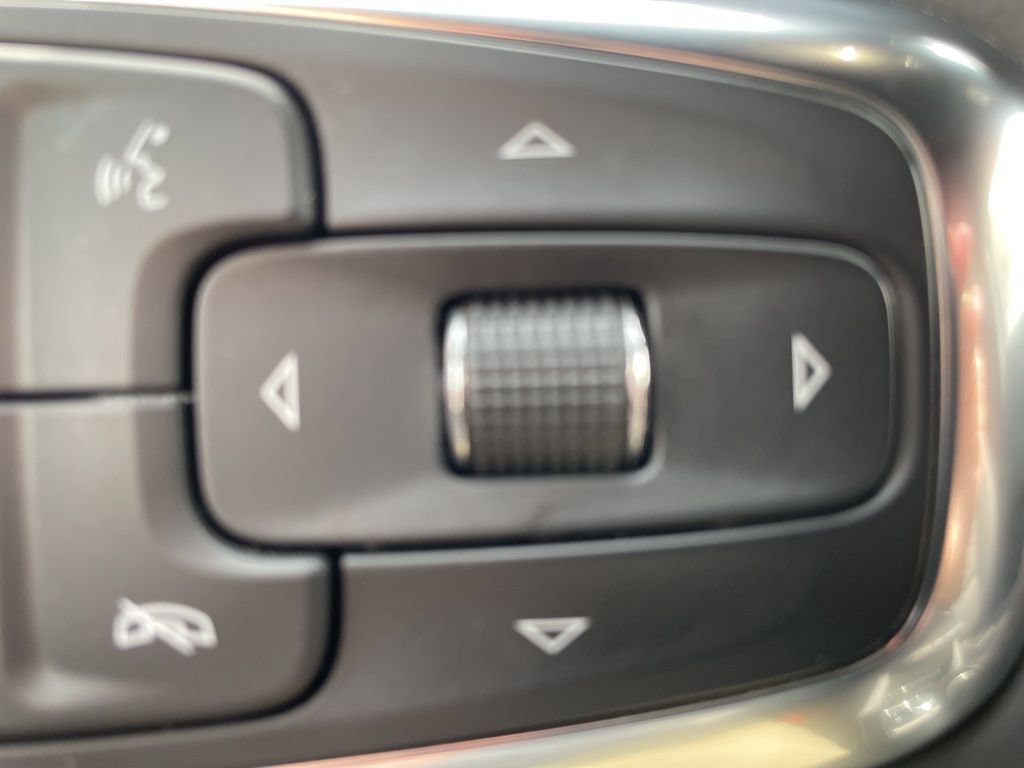 Used 2025 Chevrolet Blazer RS w/ Enhanced Convenience Package AWD/4WD image 24