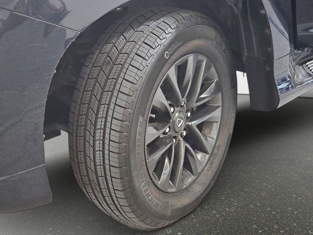 Used 2023 Lexus GX 460 Premium w/ Premium Package AWD/4WD image 34