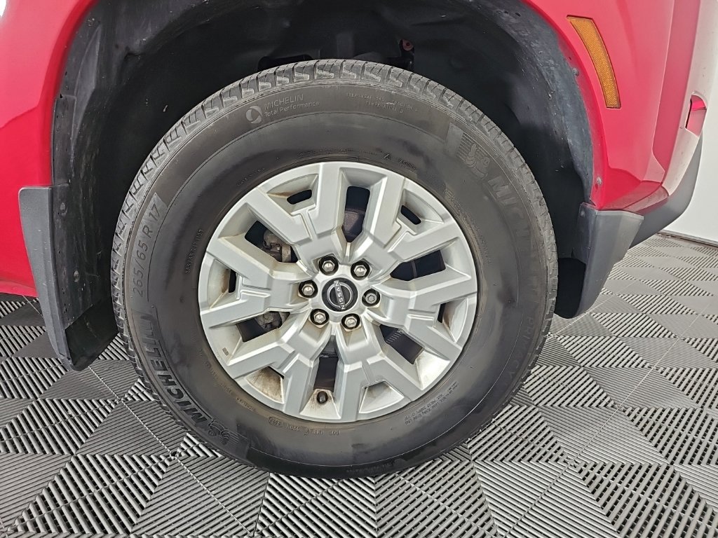 Used 2022 Nissan Frontier SV AWD/4WD image 12