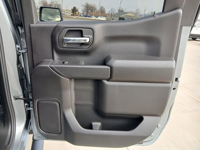 Certified 2026 Chevrolet Silverado 1500 Custom w/ Turbomax Blackout Package AWD/4WD image 19
